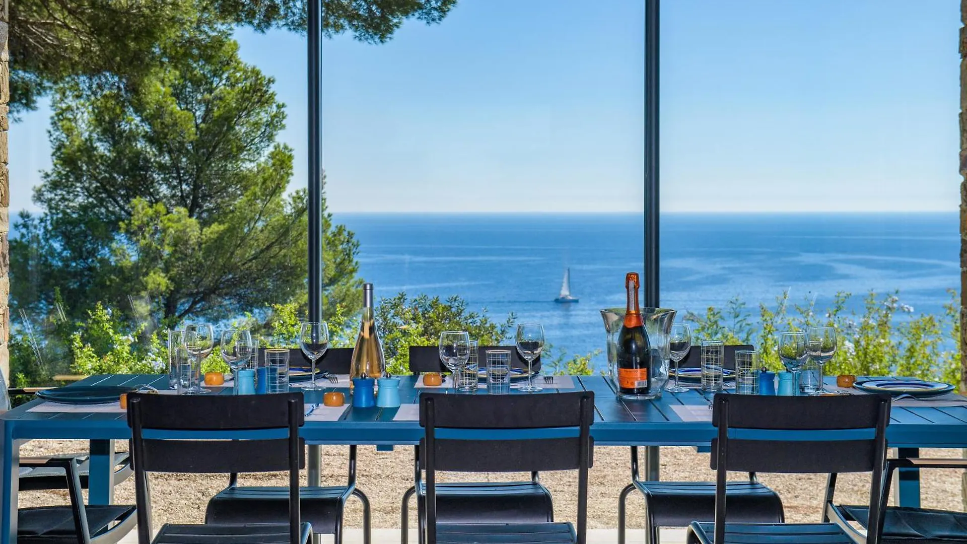 Villa 6 Chambres, Vue Mer Sur 180°,Plage Privee. Cavalaire-sur-Mer