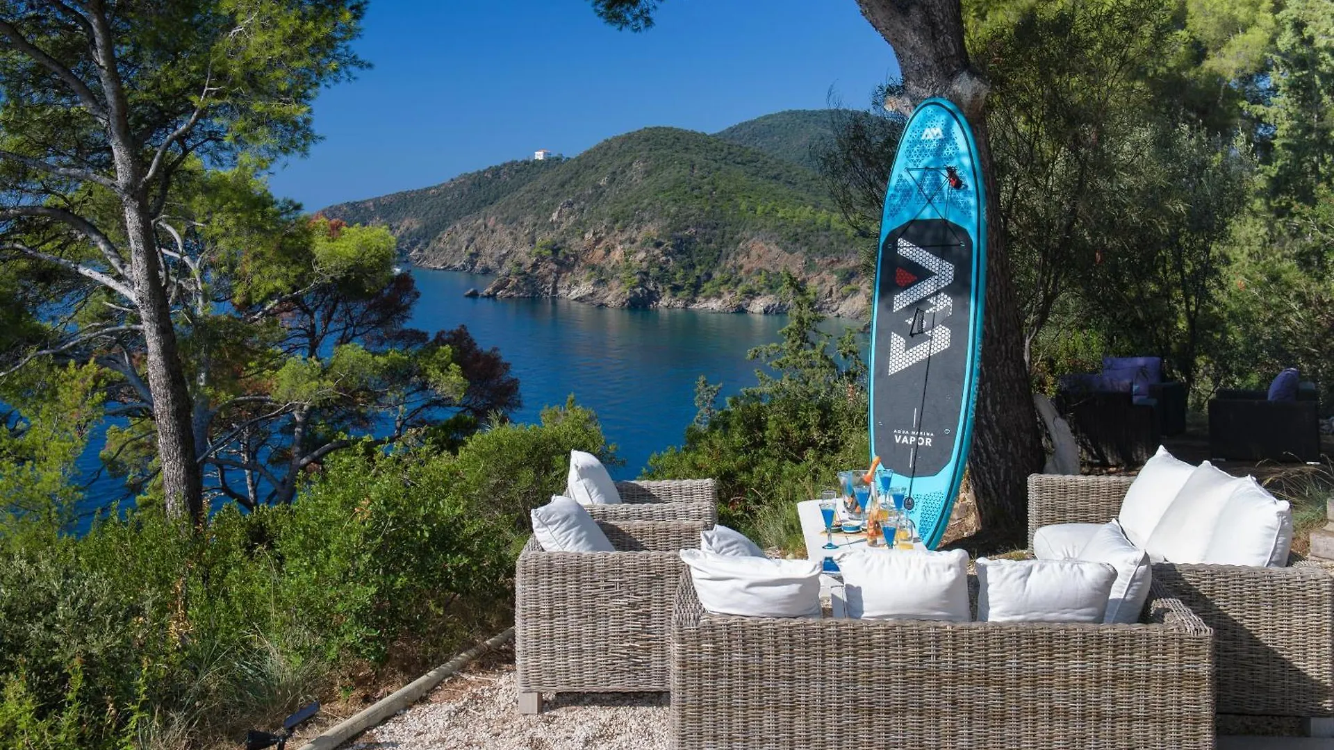 Villa 6 Chambres, Vue Mer Sur 180°,Plage Privee. 滨海卡瓦莱尔 法国
